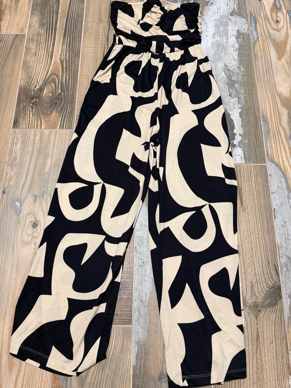Derek Heart Black and Cream Abstract Strapless Jumpsuit